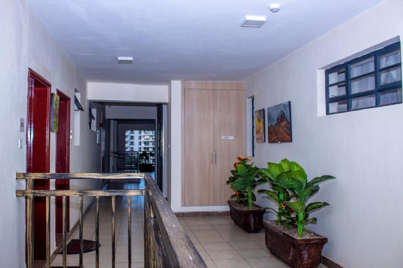 Kasty M Apartments- W Place Найроби Екстериор снимка